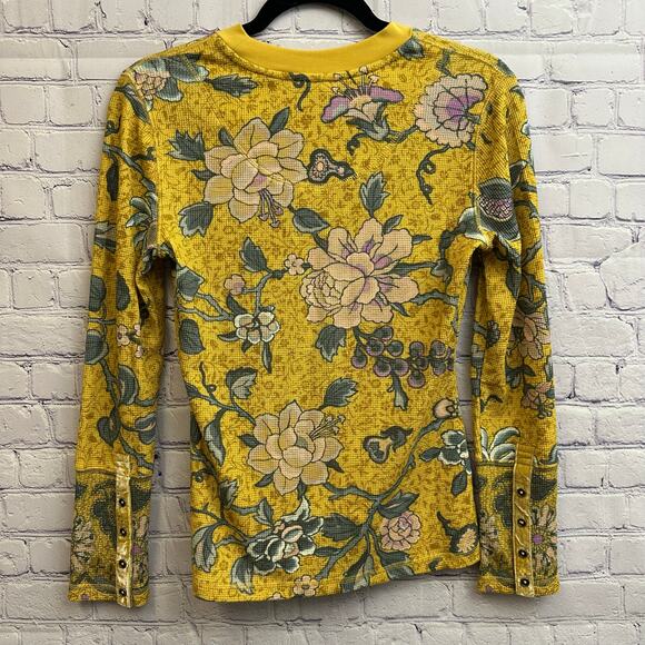 Sundance Waffle Knit Thermal Crew Neck Top Yellow Floral Print Size Small - Picture 5 of 7